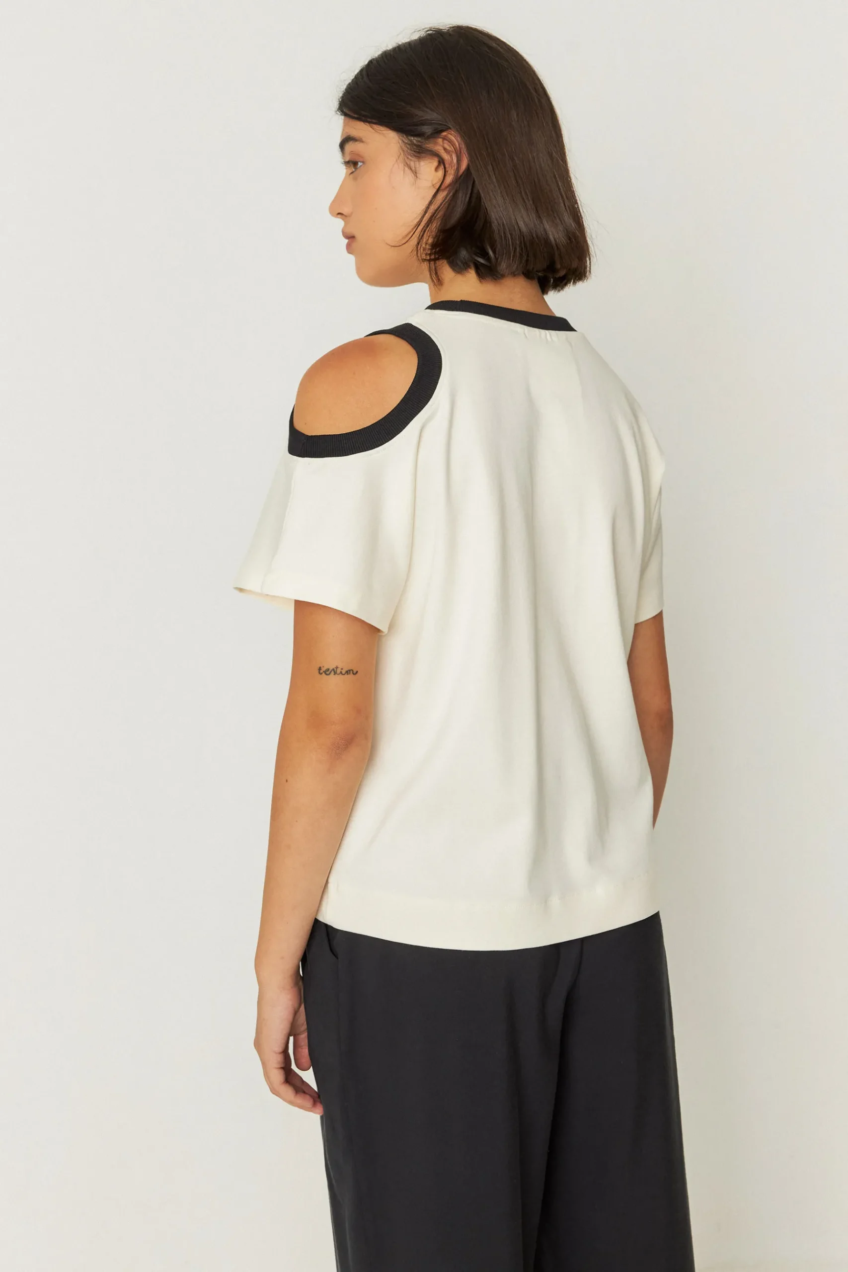 SKFK CAMISETA LIA-GOTS CREMA Fashion