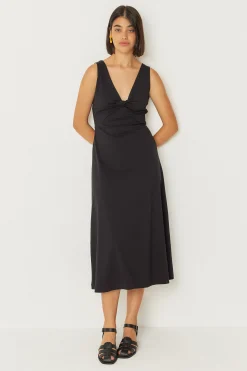 SKFK VESTIDO KALA-GOTS NEGRO New